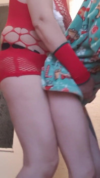 Meine stiefmutter gab mir einen heißen muschi-fick zum neuen jahr (eine Überraschung von meiner stiefmutter mit einem strap-on)