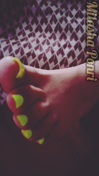Whose Leg Is This?;)
