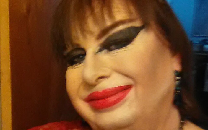 Michele Thompson: Michele Thompson, Lady Blue