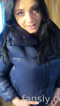 I Like to Fuck All My Neighbors and All the Men I Meet- in This Video I Was Cleaning the Kitchen and the Neighbor Came to Say He