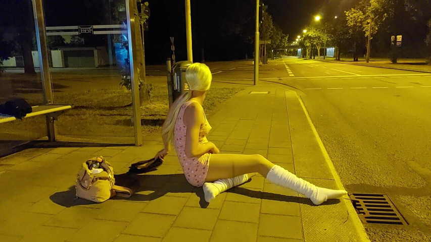 Night in Cute Dress (Sweet Feet Studio)