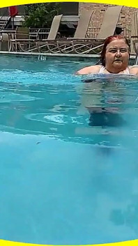 2 Peice Fun i solen Part2