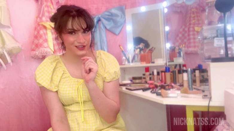 Natalie Napoli: 緊張させてくれますか?