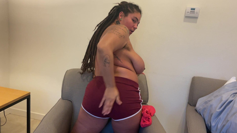 FiestyFeminista: Aanbid mijn wangen en mijn kont