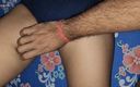 Riya Bonguus: 남편의 친구와 바람을 피우는 마누라에게 손가락으로 따먹히는 핫한 바비 보지의 인도 섹스