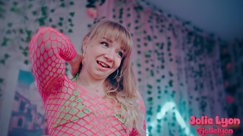 Jolie Lyon: मेरे सौतेले बेटे के लिए Nnn को बर्बाद करना