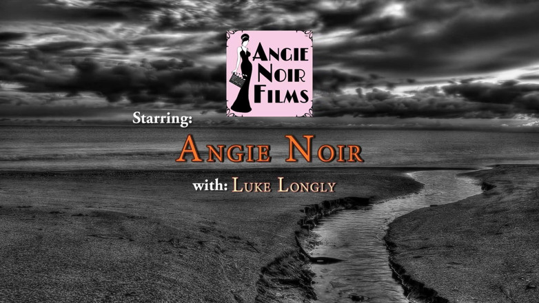 Angie Noir: La matrigna ha bisogno di seme- il figliastro grouchy ha...