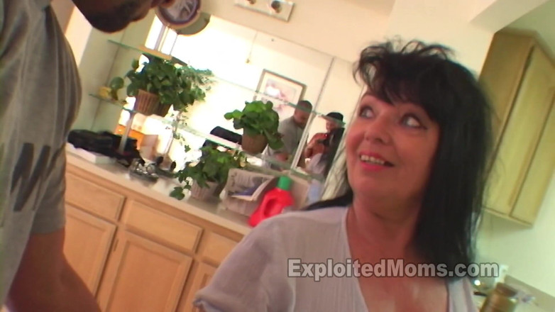 Xes Network: Super hete dikke grote tieten PAWG rijpe brunette cougar wordt...