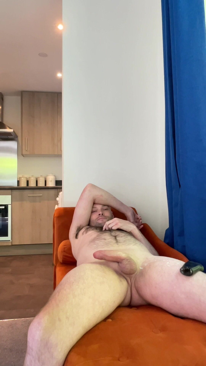 Buggiesmugglr: Fresh, Smooth, Tight &amp; Horny