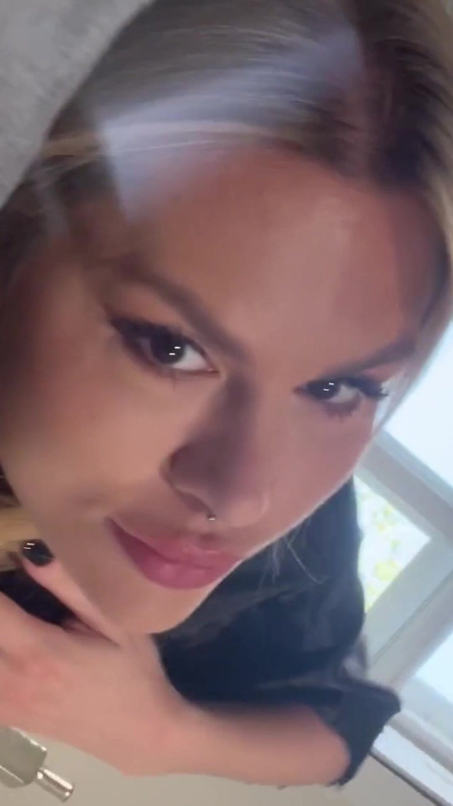 3390595558 (Zlata Shine)