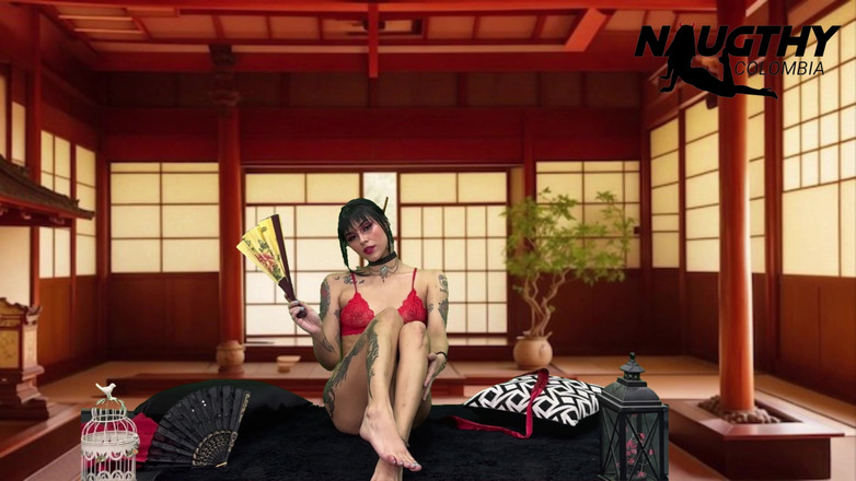 NaughtyColombia: Frumoasă gheișă latino care se bucură de pizda ei frumoasă