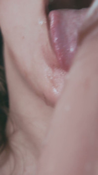 Entraînement de bite avec ta coloc futa
