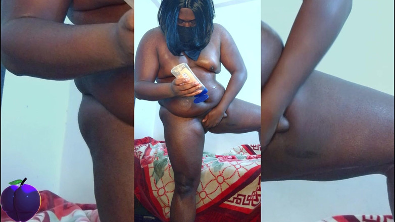 Shen hunk: Banci gemuk pakai bikini