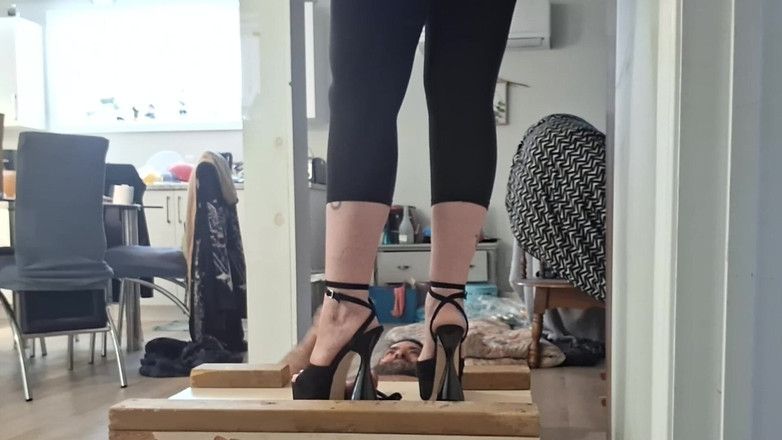 Miss jj chose: Только у глорихола создатель яиц и члена