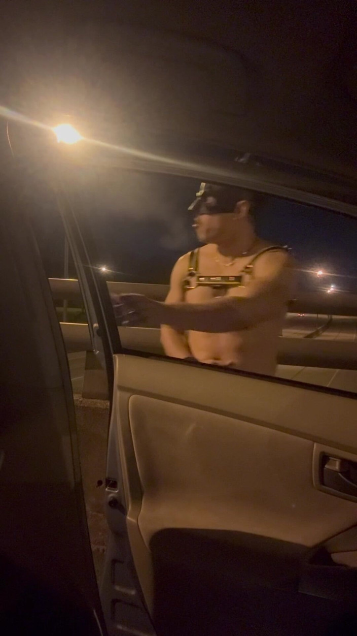Barenakedmuscles: Almost Caught: Leather Muscle God’s Risky Bridge Flex &amp; Stroke