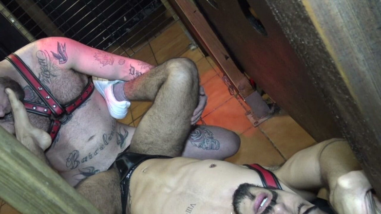 Bareback story at the attack cruising Madrid: Amazing Fetish Sex Bareback in Backroom Club with Hot Boys