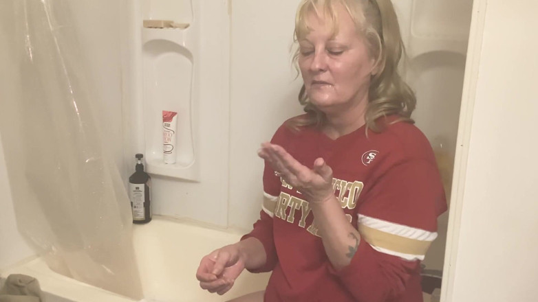 Sallylittle75: Kalah Taruhan pada 9ers