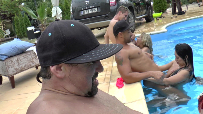 MyGonzoTV: myGonzo.tv - Orgia basenowa z Kitty Core, Lana Vegas, Rosalina Love...