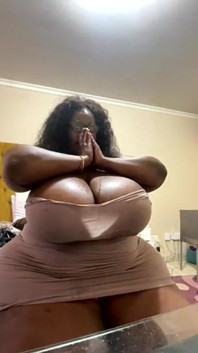 BBW Moaning Fetish & Tits Worship