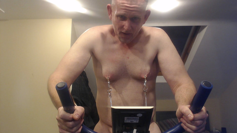 Lovenipclamps: Ripping Spiked Clover Clamps off