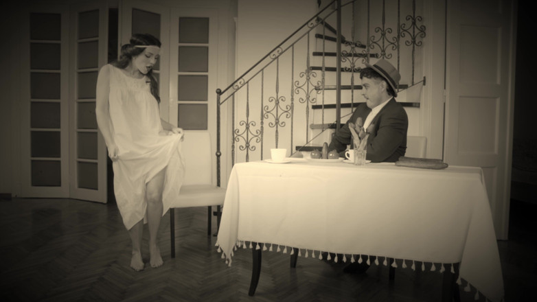 Luna Roulette: Bailarina cachonda. Porno vintage de 1937