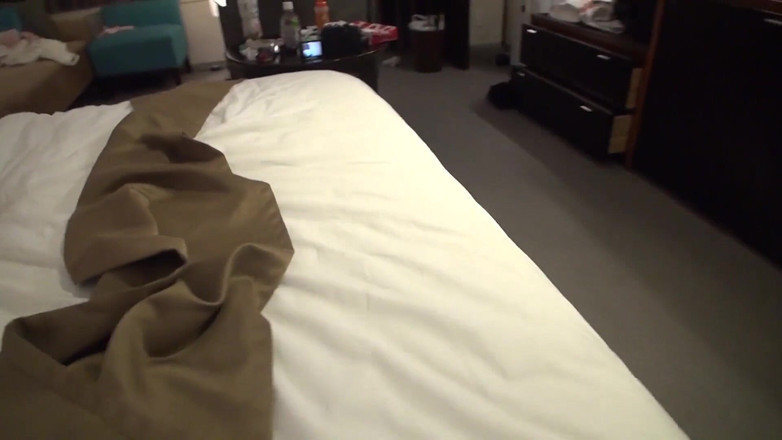 Asian happy ending: Thiên thần châu Á 827