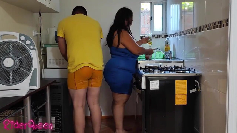 Riderqueen: BBW Is Approached by Her Stepson in the Kitchen - Touching
