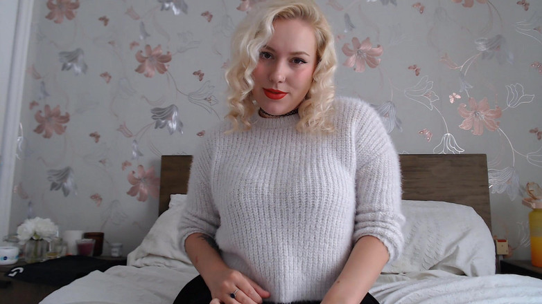 Ripley sweet studio: Sissy-blowjob-training