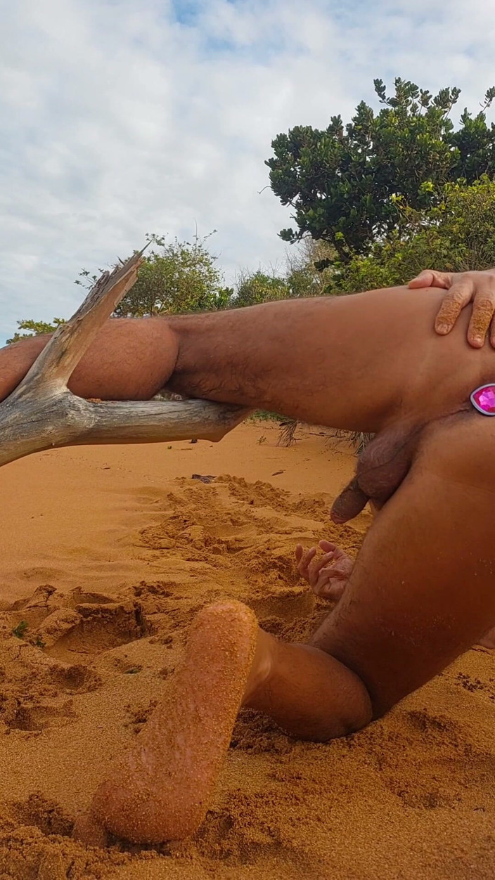 Ladysilvas: Naked Ladysilva on the Beach Showing off Her Tanned Hot...