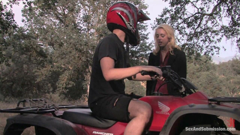 Sex and Submission by Kink: Stranded