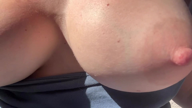 Artemisia Love: Włoskie duże cycki MILF Artemidia Love Co jej duże cycki...