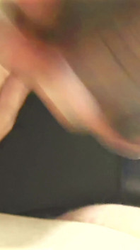 Prova a non venire, sto solo per piegarmi e mostrarti il mio culo grosso e le mutandine bagnate primo piano, No dado che si masturba sfida - BBW SSBBW