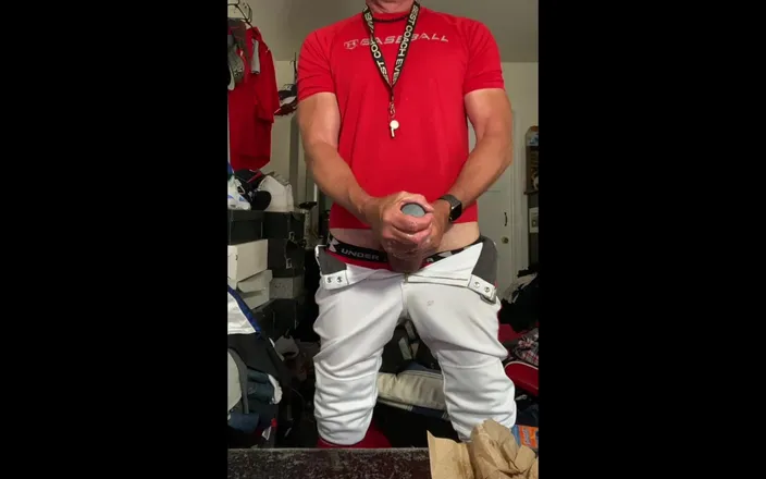 JockDad87: Jockdad87 Edges in Baseball Gear with His Pocket Pussy