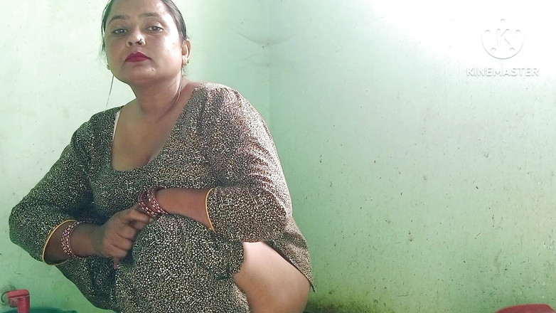 Husband wife: Desi šukání dívky na záchodě šuká s klukem z nevlastního bratra