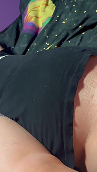 Čichání páchnoucích nohou Velký výstřik POV footfetish