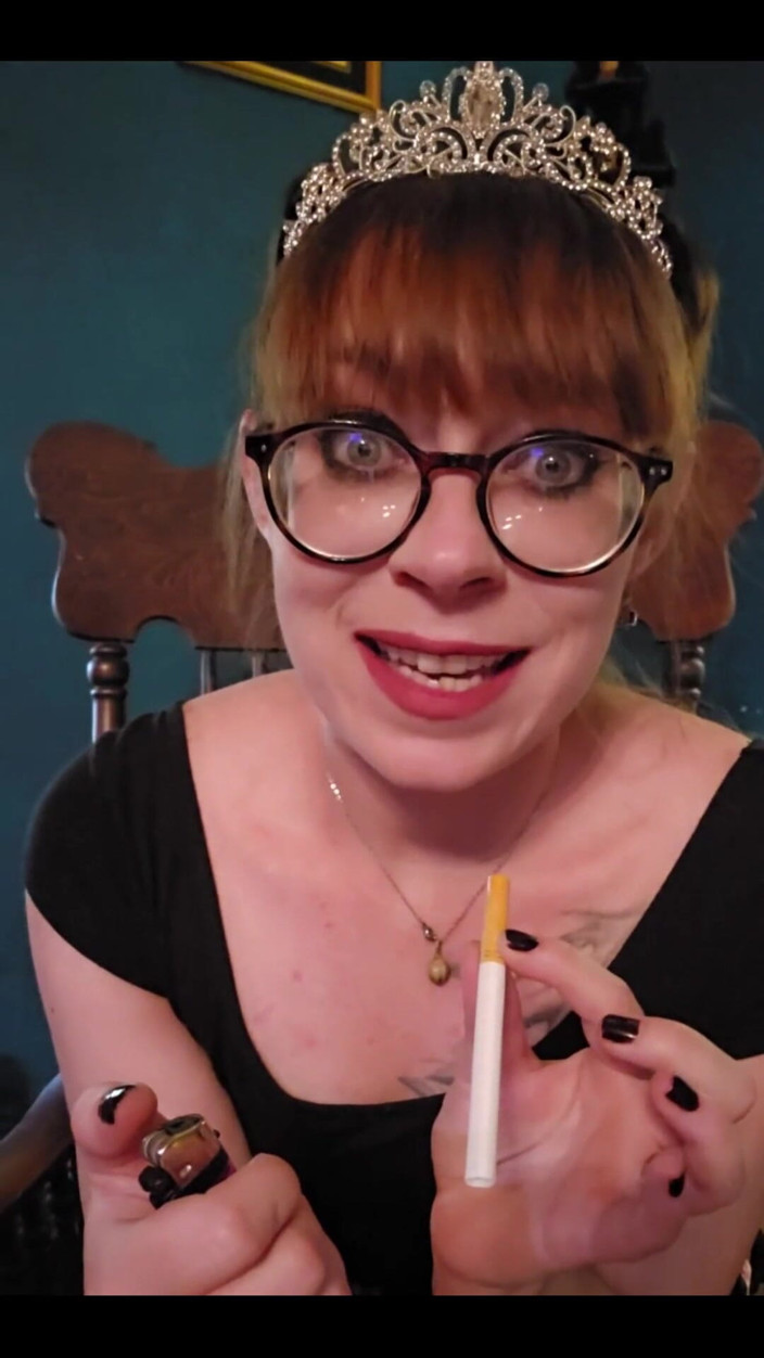 MistressThrope: Насладись этой специальной ролевой игрой с боссией