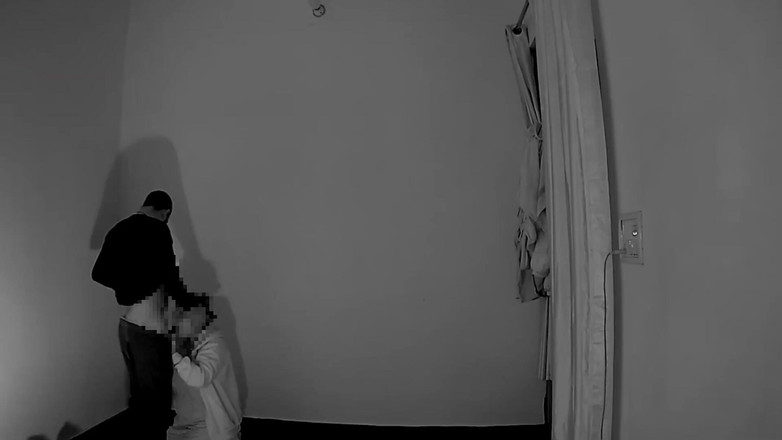 Niharika Thakur: Erkek arkadaş köylü kız arkadaşını ayakta domaltarak ilk kez sikiyor