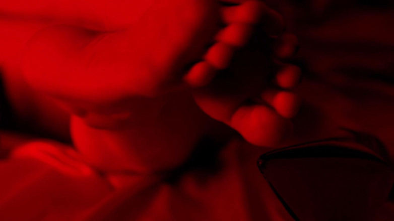 Evol Feet: あなたは私の足の裏を何時間も舐める運命にある