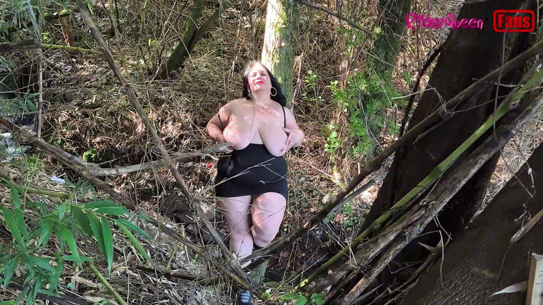 Riderqueen: Alone in Nature, for My Fans