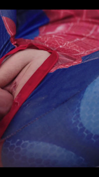 Spider Woman and Her Wet Needy Spider Holes. Krem z młotem Thora