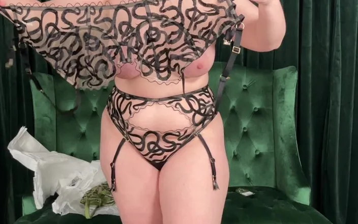 Bea York: Studio Pia Lingerie Try on Video