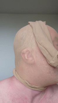 Selfie Collage Mit Masken Aus Feinstrumpfhosen