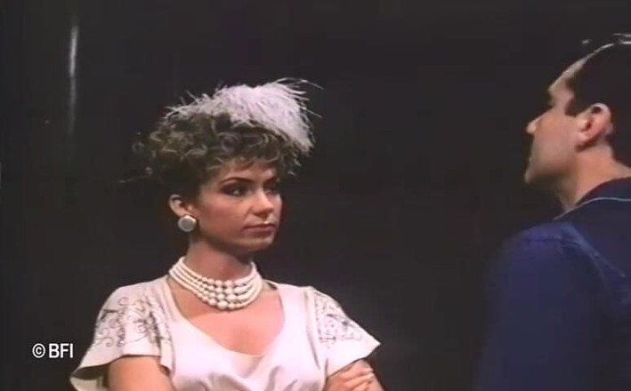 Vintage bedtime stories: Lust on orient express - Dutch subbed