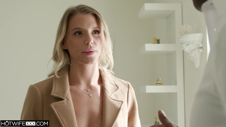HotwifeXXX: Il marito di evelyn manda una sorpresa da grande nero
