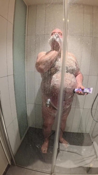 Taking a Shower in Stuttgart