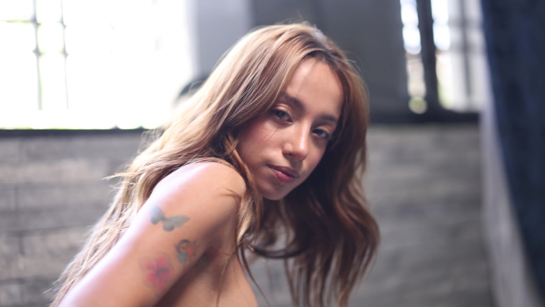 Watch4beauty: Behind the Bars