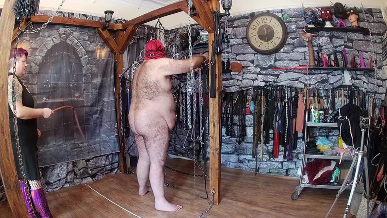 Aaexperiencesltd: Lanista Bear lekce bičování se studentskou paní Izarem