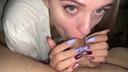 Katy Milligan: vah hamesha apne munh men viry chaahti hai poorn