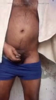 Saya suka video seks makcik