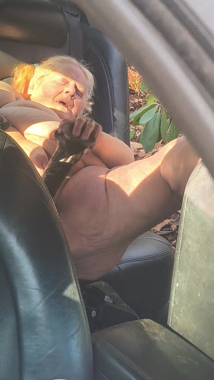 HerculesnVENUS: Yine yabancıların yaramaz sırıtışını izliyor